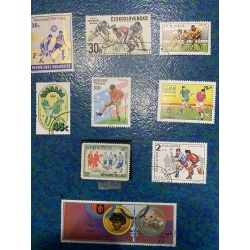 Lot de 9 timbres représentant le hockey sur gazon